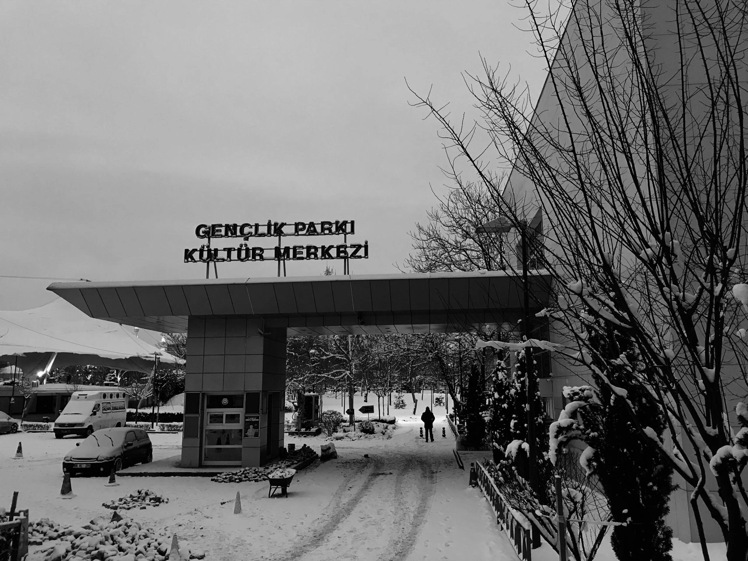 Genclik Parki KaganUr scaled - Kağan Ur